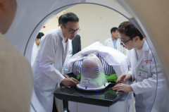 智慧精准放疗时代：广州中医药大学金沙洲医院国际肿瘤医疗中心为肿瘤治疗开辟新天地